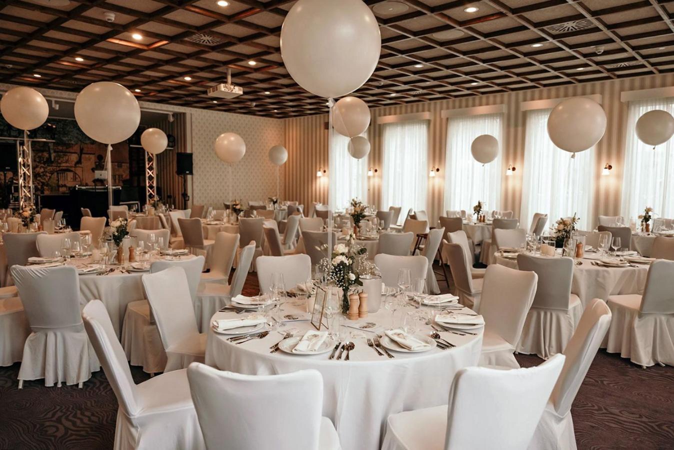 Hotel Naundrups Hof Ludinghausen Esterno foto