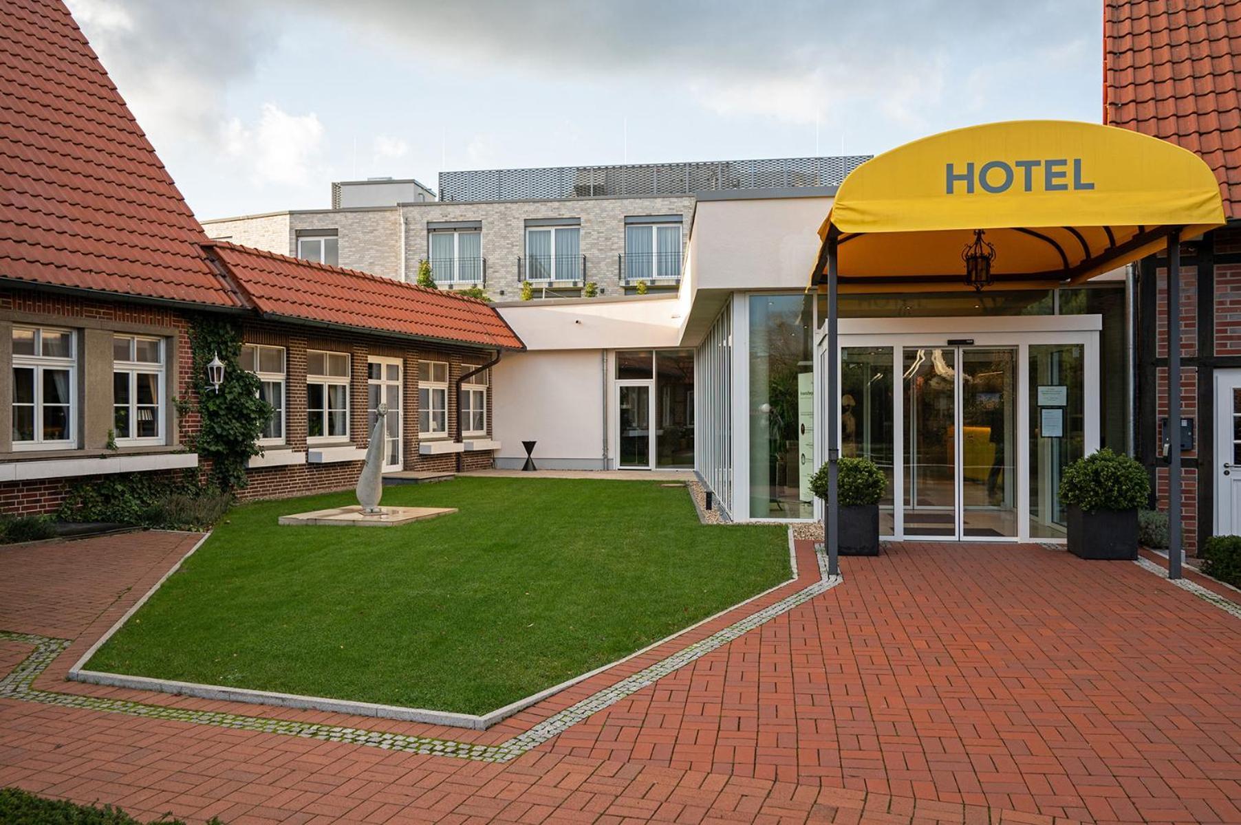 Hotel Naundrups Hof Ludinghausen Esterno foto